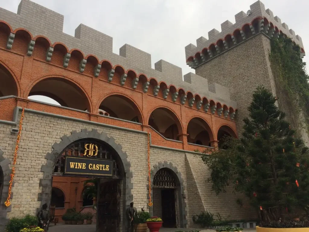 vietnam muine weinschloss
