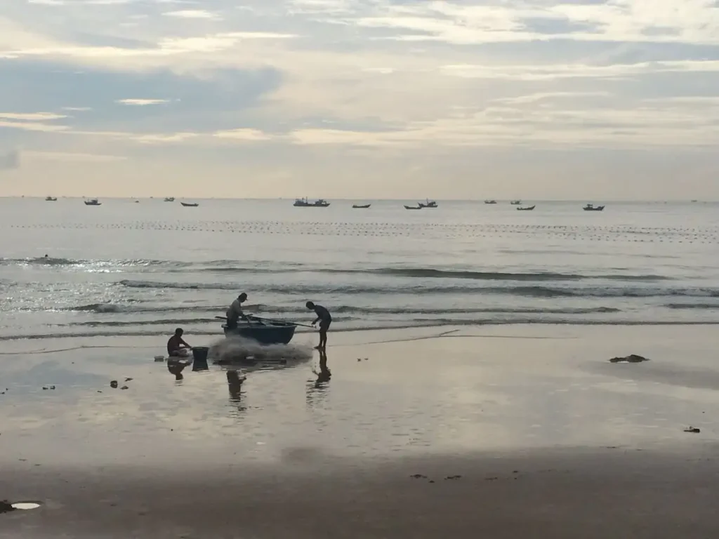 vietnam muinefischerboote
